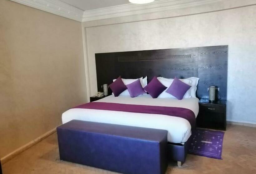 سوییت لوکس, Dellarosa Boutique Hotel And Spa