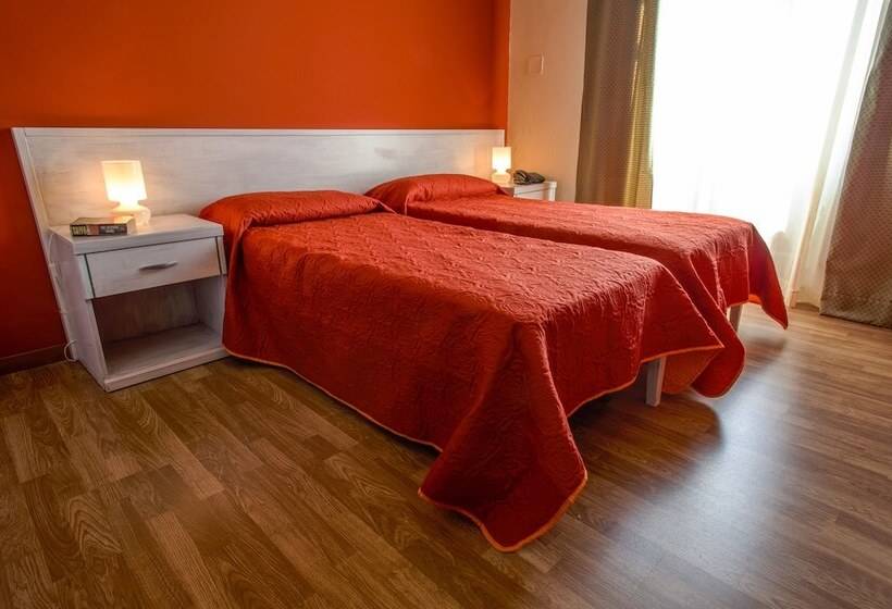 Номер Стандарт Трехместный, Locanda Scirocco
