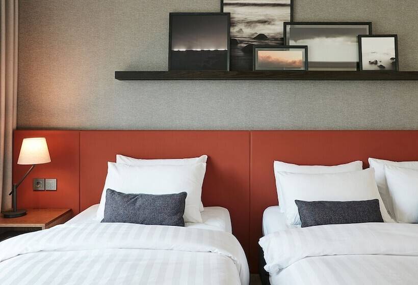 חדר משפחתי, The Suites Hotel Jeju