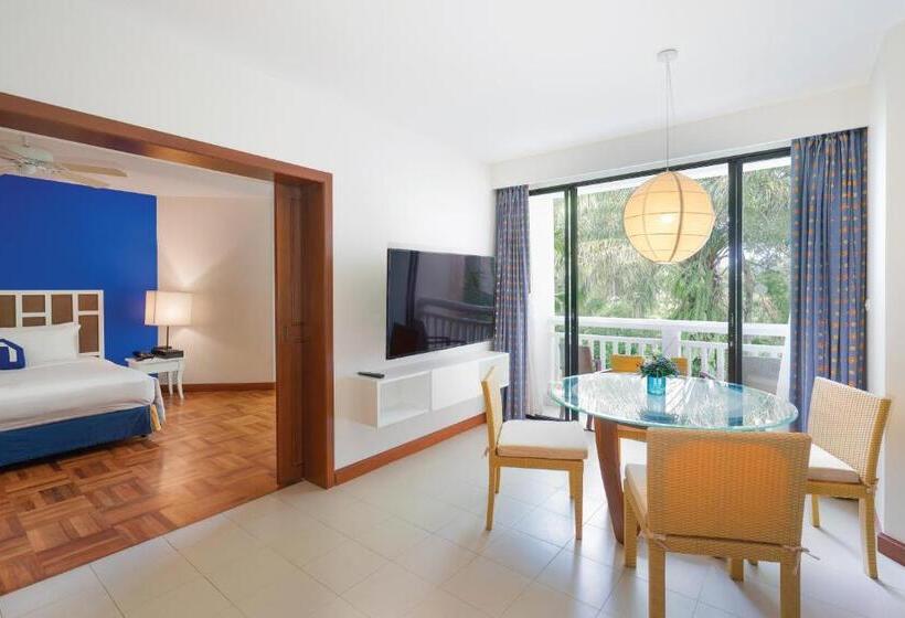 سوئیت جونیور با آشپزخانه, Homm Suites Laguna