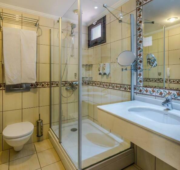 اتاق اساندارد با چشم‌انداز جانبی به دریا, Marmaris Bay Resort   Adults Only