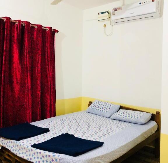 اتاق اکونومی, Blue Waves Guest House