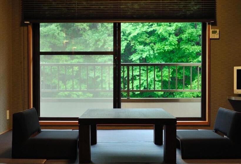 Люкс, Mashikokan Satoyama Resort