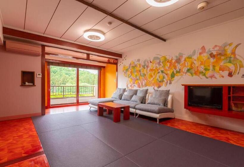 Люкс, Mashikokan Satoyama Resort