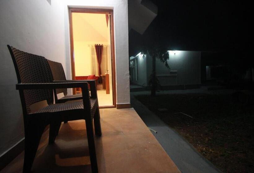 Номер Superior Кровать Кинг, Vividearth Resorts Bandipur