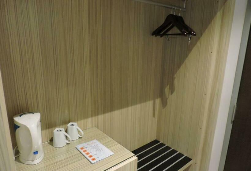 اتاق لوکس با تخت بزرگ, The Blanket Hotel Seberang Jaya