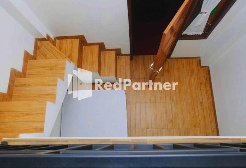 디럭스 룸, Guest House Bibong Makassar Mitra Reddoorz