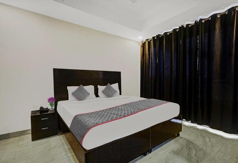 三人经典房间, Super Townhouse Tipsyy Near Bestech Central Square Mall