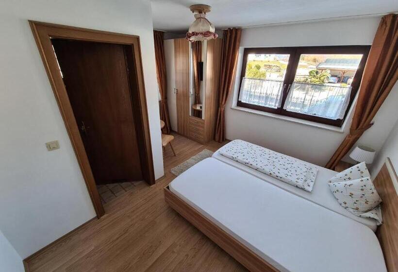 اتاق استاندارد یک نفره, Alpenpension Bergidyll