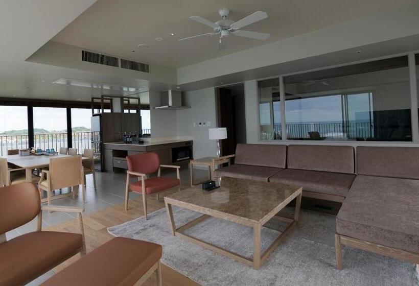 클럽 스위트, Mb Gallery Chatan By The Terrace Hotels