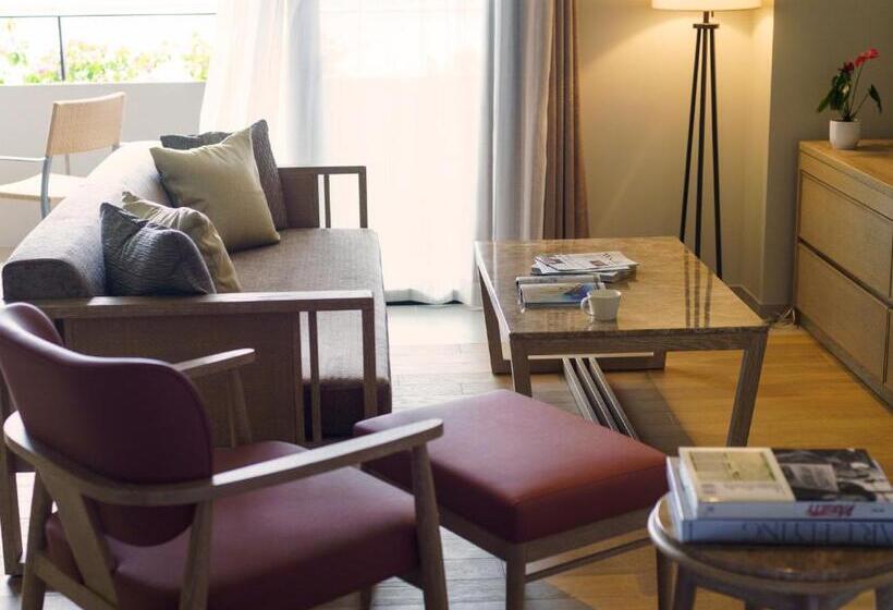 Номер Премиум, Mb Gallery Chatan By The Terrace Hotels