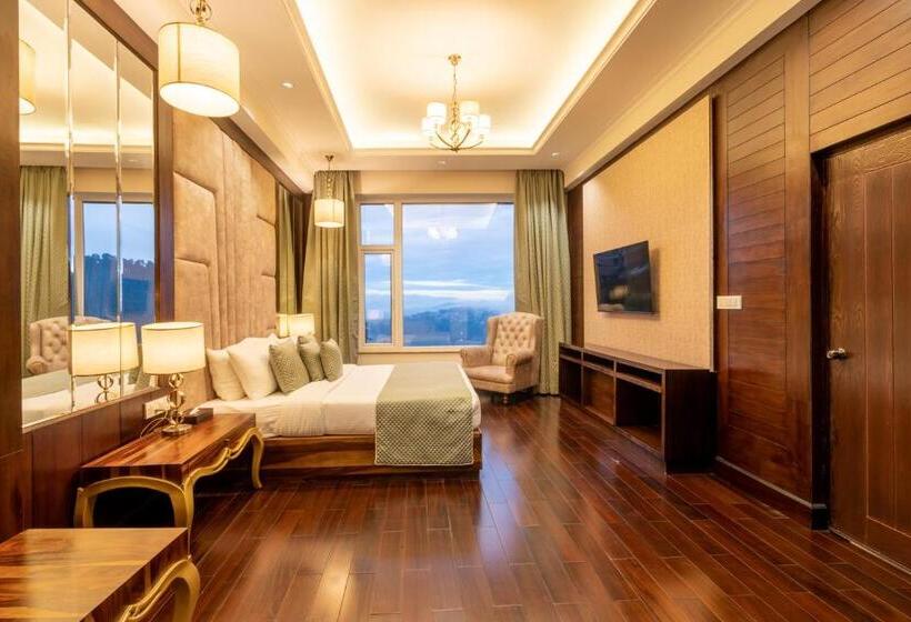 스위트, The Orchid Hotel Shimla