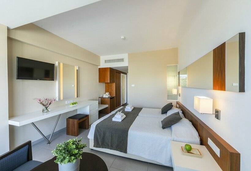Номер Superior Боковой Вид на Море, Melissi Beach Hotel & Spa