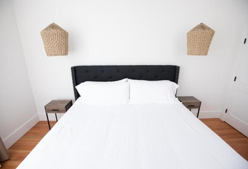 1 Bedroom Penthouse Apartment, South Main Residences By Surf