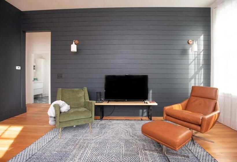 1 Bedroom Penthouse Apartment, South Main Residences By Surf