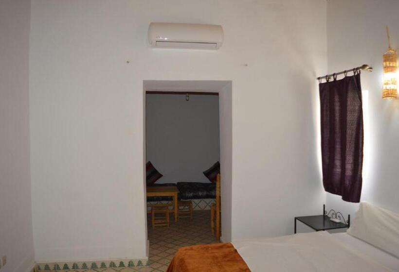 اتاق استاندارد با تخت بزرگ, Maison D'hôte Amridil
