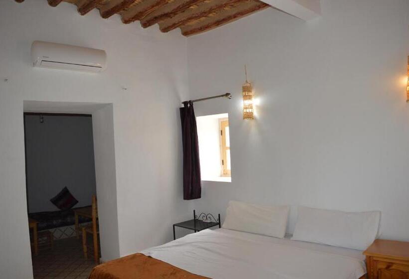 اتاق استاندارد چهار تخته, Maison D'hôte Amridil