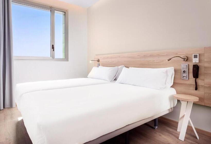 Номер Стандарт, B&b Hotel Murcia