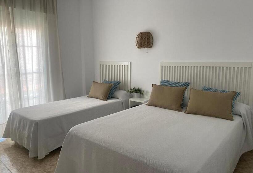수피리어 트리플 룸, Hostal Andalucia