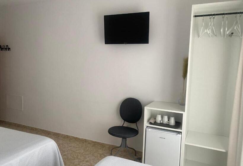 수피리어 트리플 룸, Hostal Andalucia