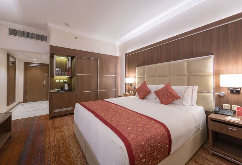 Номер Superior, Ramada By Wyndham Continental Jeddah
