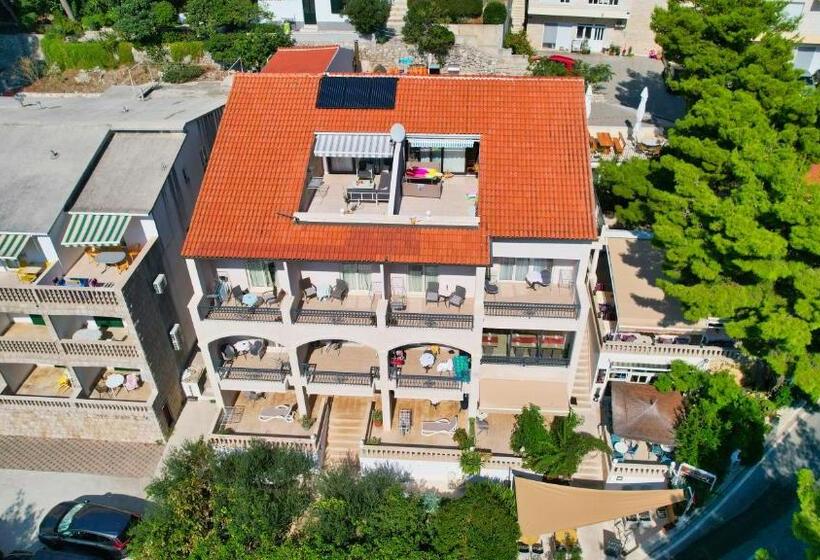 آپارتمان 1 خوابه, Villa Petra