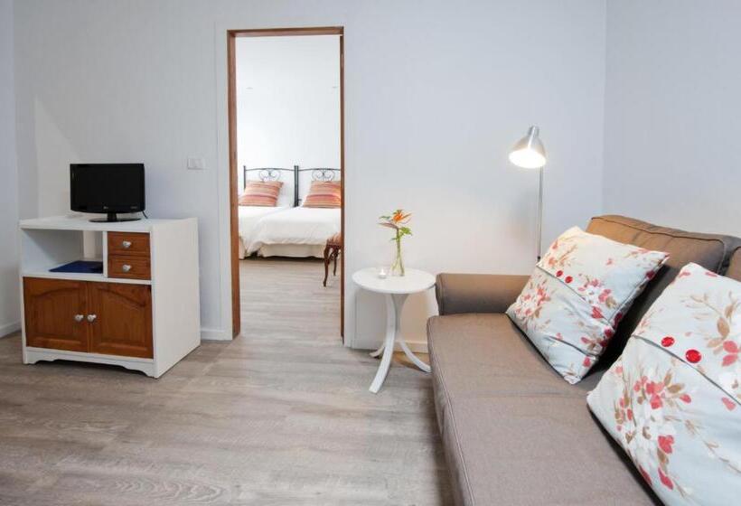 Номер Стандарт, Apartamentos Adjovimar