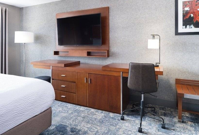 Номер Deluxe, Four Points By Sheraton Victoria Gateway
