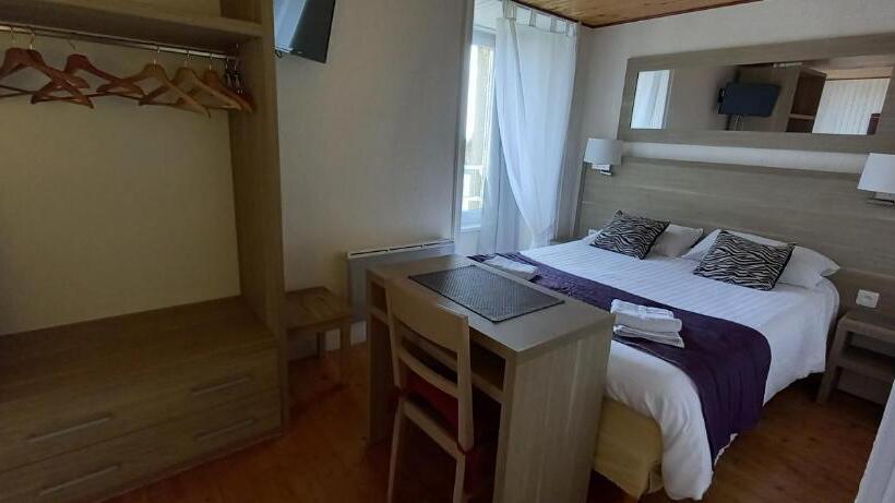 Triple Room Sea View, Le Relais De Launay