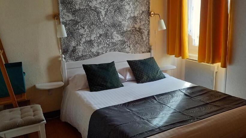 اتاق استاندارد, Le Relais De Launay