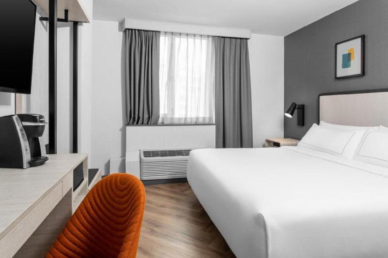 اتاق استاندارد با تخت بزرگ برای معلولان, Voco Times Square South New York, An Ihg