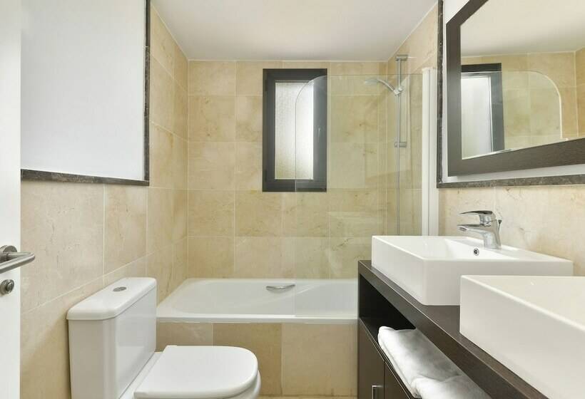 Апартаменты Comfort 2 Спальни, Olée Nerja Holiday Rentals By Fuerte Group