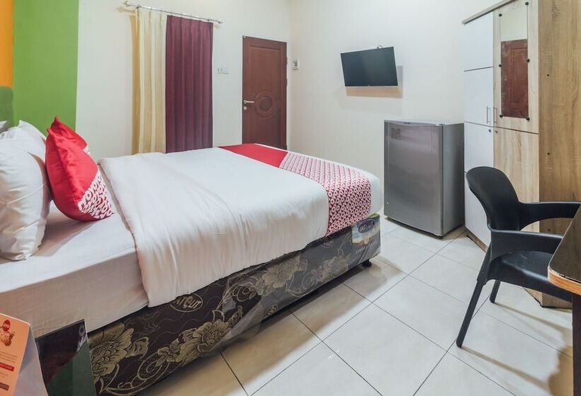اتاق استاندارد, Satria Guest House By Oyo Rooms