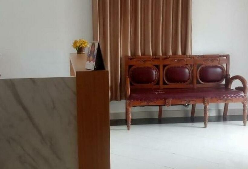 Номер Deluxe, Green House Syariah Mitra Reddoorz