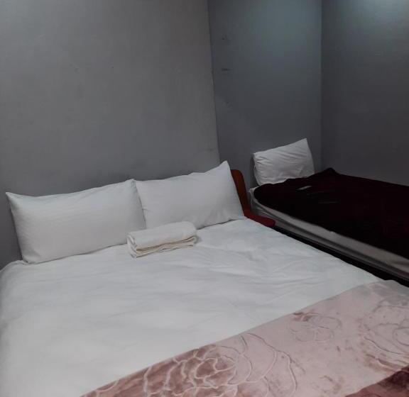 اتاق استاندارد, Luvuyos Guest House Pmb