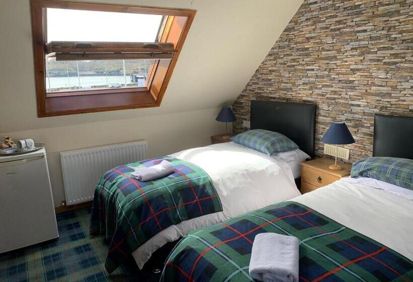 Standard room with outdoor bath, Hal O  The Wynd Guest House