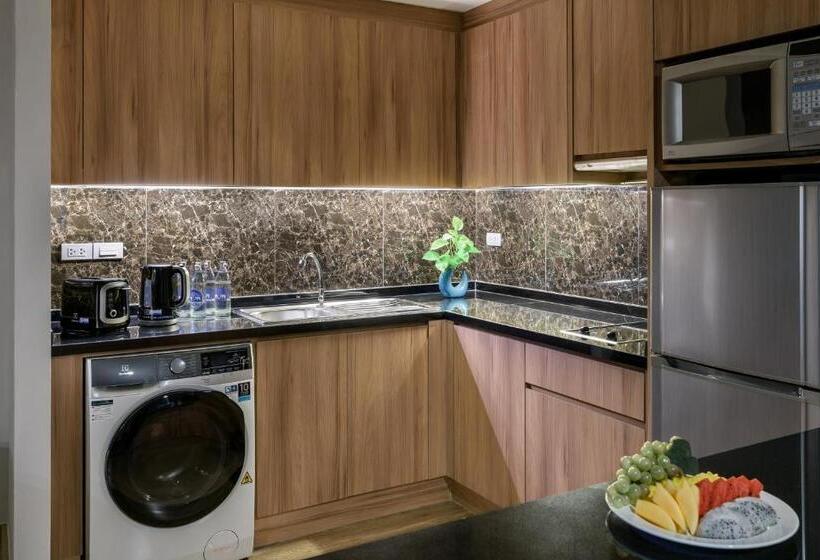 سوییت خانوادگی, Adelphi Grande Sukhumvit
