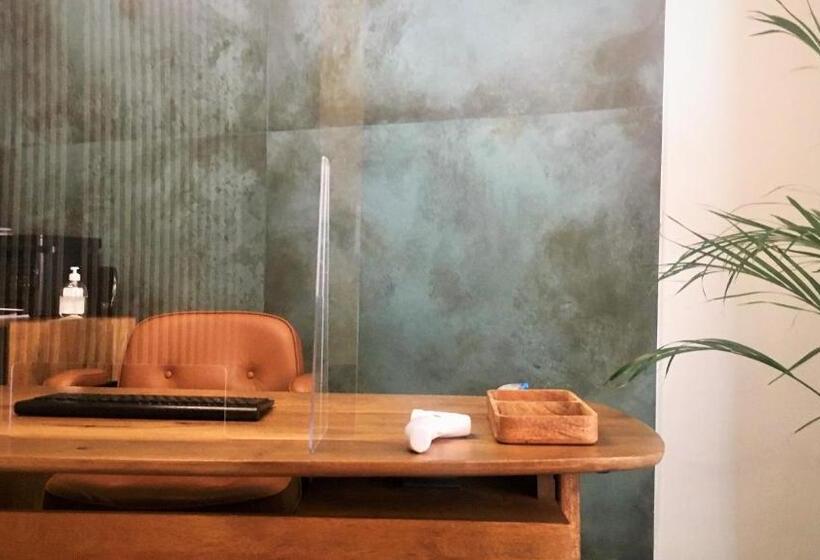 高级三人间, Md Modern Hotel   Jardines