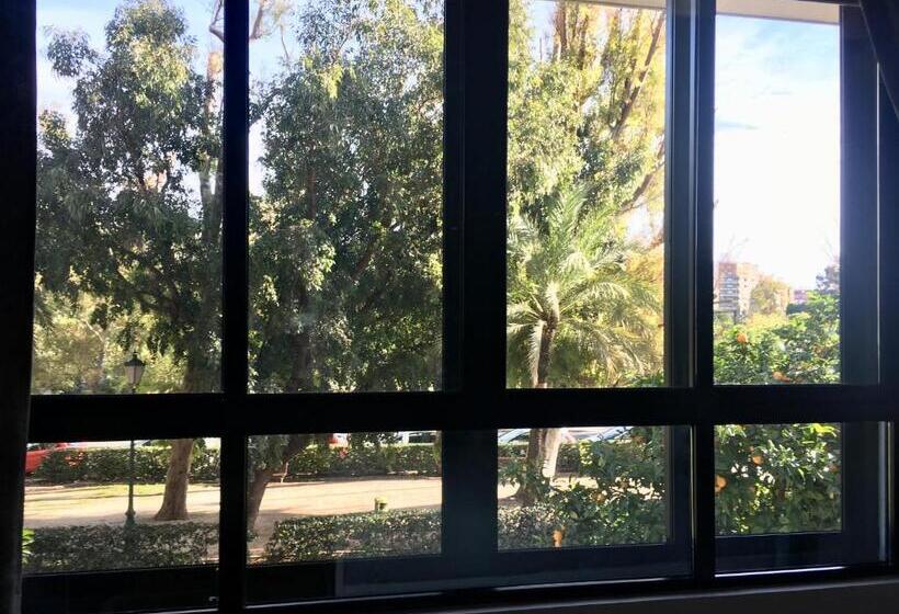 带观景的高级间, Md Modern Hotel   Jardines