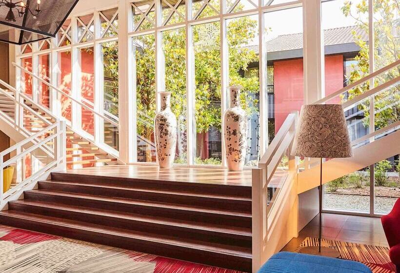 Quarto Superior Primeiro Andar, Cabot Bordeaux Mgallery Collection