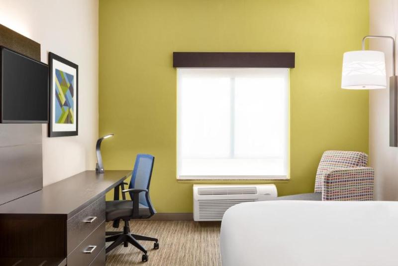 Chambre Standard Lit King Size Adaptée aux Personnes à Mobilité Réduite, Holiday Inn Express Hotel & Suites San Antonio Nw Medical Area, An Ihg