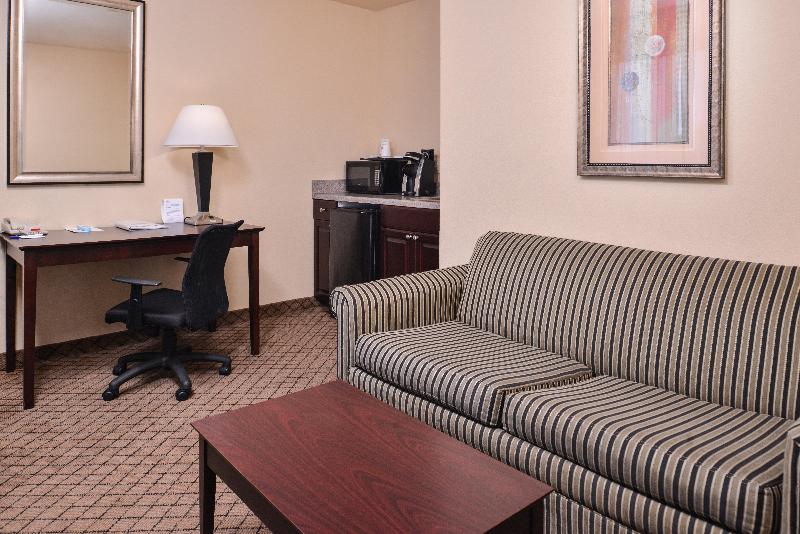 Suite Deluxe, Holiday Inn Express Hotel & Suites San Antonio Nw Medical Area, An Ihg