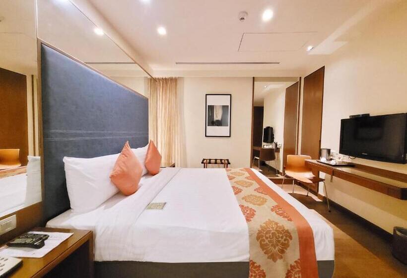 带大床的豪华间, On 8 Sukhumvit Nana Bangkok By Compass Hospitality