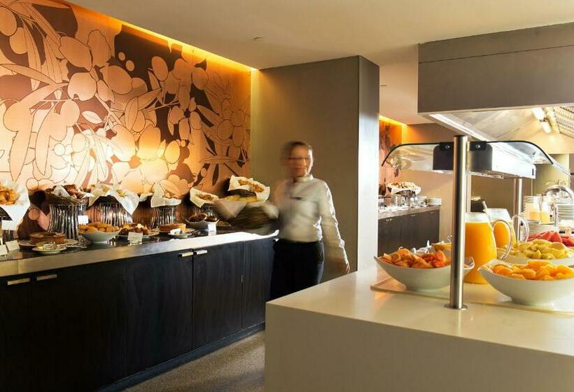 标准间, Troia Design