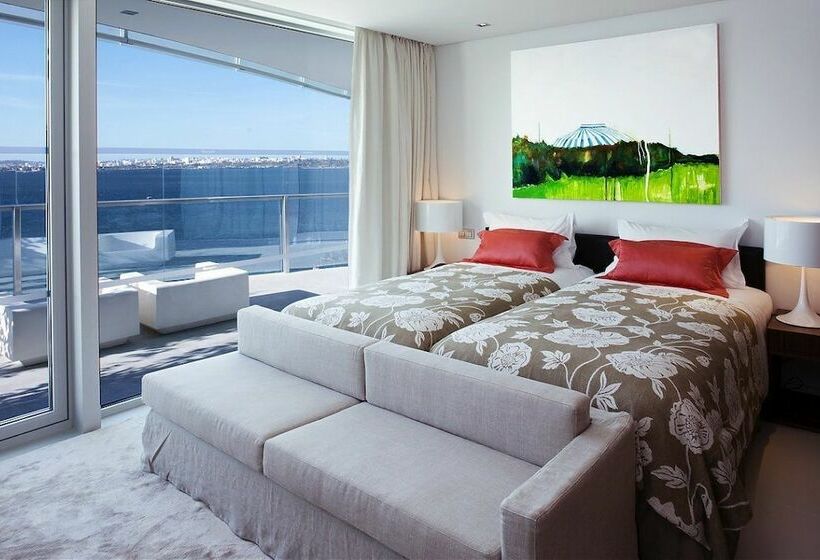 Apartamento 3 Dormitórios, Troia Design