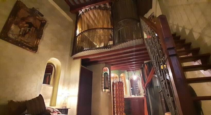 سوییت, Riad Lorsya