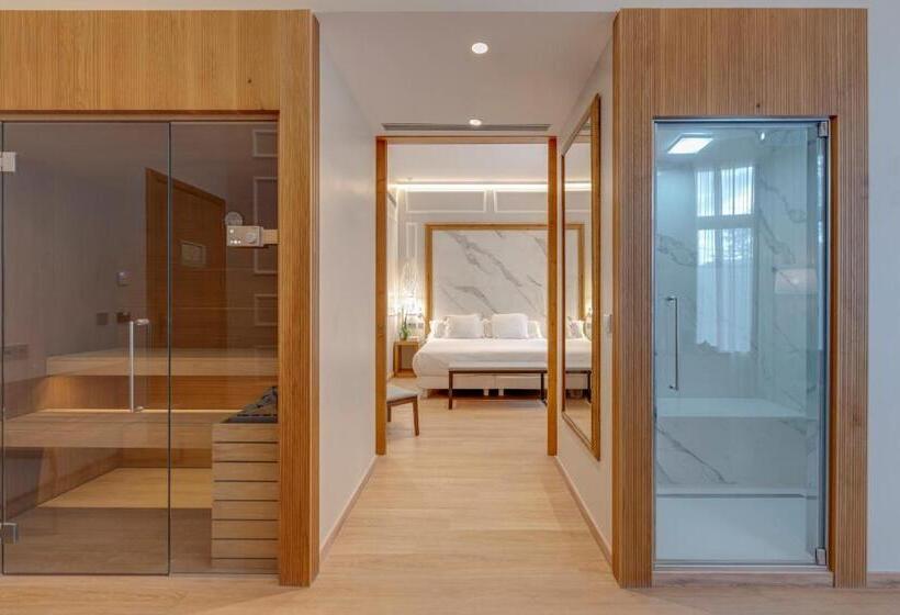 Люкс с гидромассажем, Boutique Mirlo Barcelona