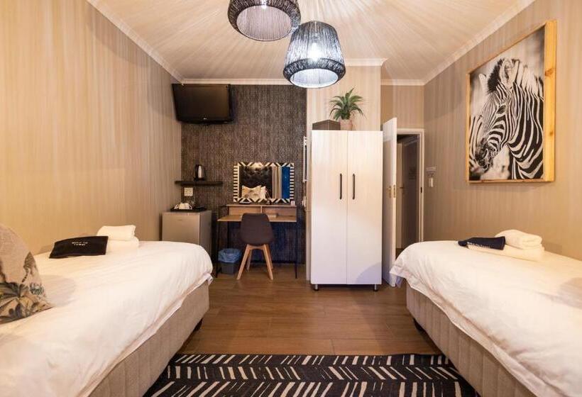 Номер Стандарт, Fever Tree Guesthouse