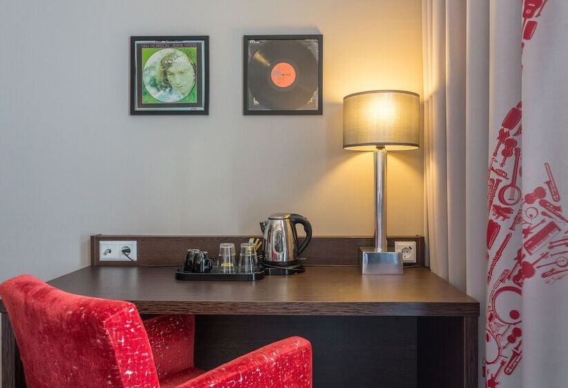 디럭스 룸, Hampshire Hotel   Delft Centre