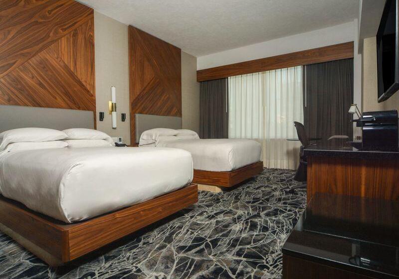اتاق کلاب, Grand Fiesta Americana Guadalajara Country Club